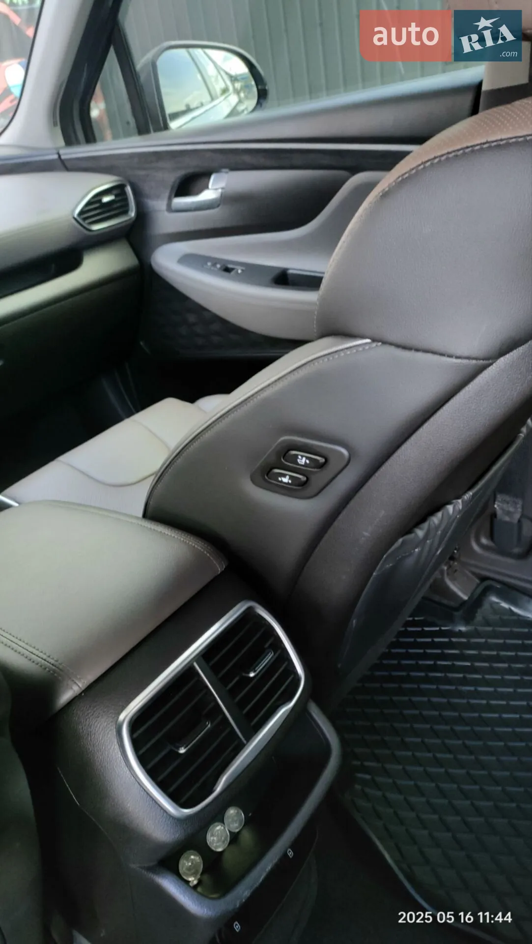 2019 Hyundai Santa Fe - мініатюра 41