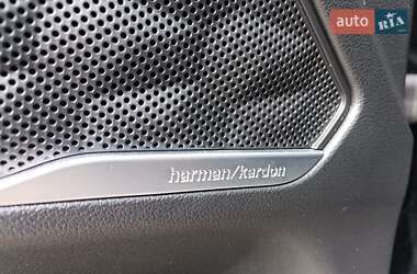 Позашляховик / Кросовер Hyundai Santa FE 2021 в 