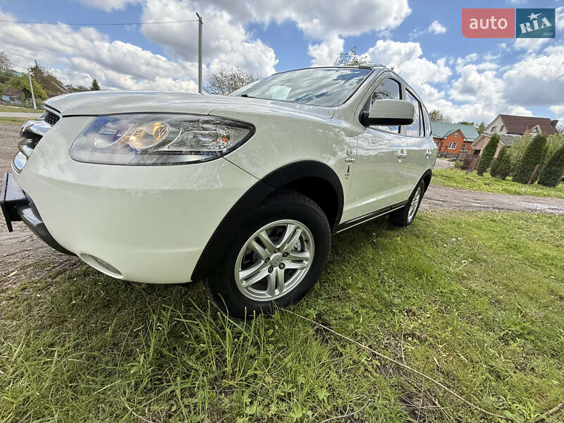 Позашляховик / Кросовер Hyundai Santa FE 2007 в Рівному