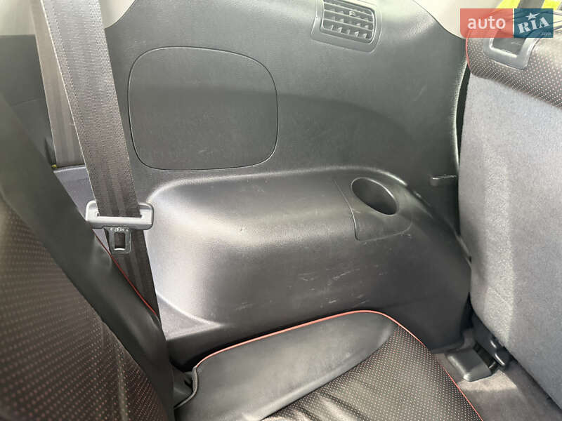 Позашляховик / Кросовер Hyundai Santa FE 2007 в Рівному