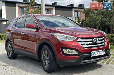 Внедорожник / Кроссовер Hyundai Santa FE 2015 в 