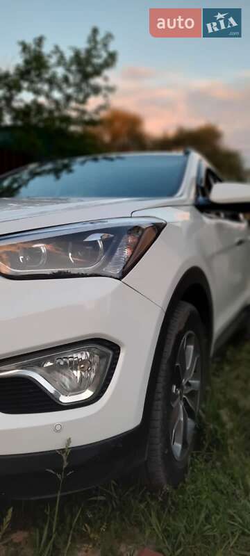 Позашляховик / Кросовер Hyundai Santa FE 2015 в Кам'янському