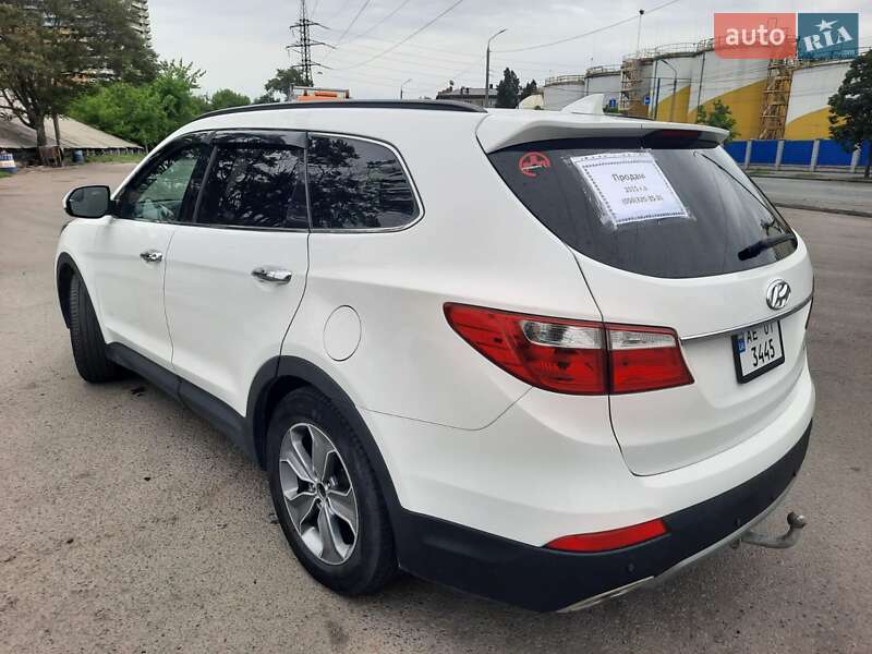 Позашляховик / Кросовер Hyundai Santa FE 2015 в Кам'янському