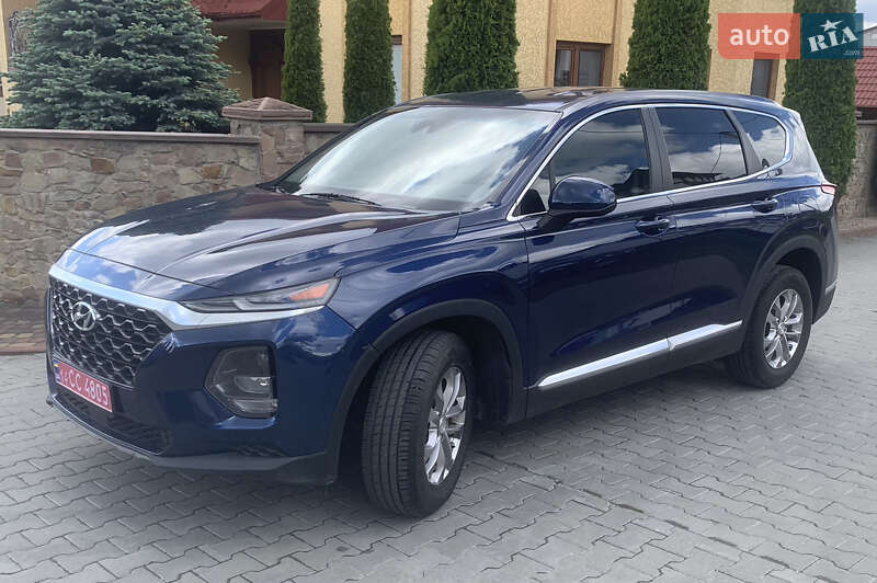 Позашляховик / Кросовер Hyundai Santa FE 2019 в 