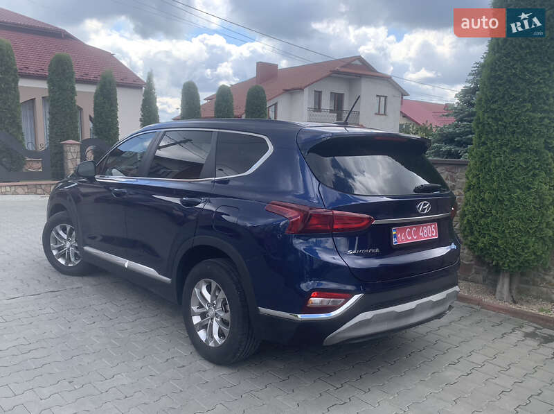 Внедорожник / Кроссовер Hyundai Santa FE 2019 в Тернополе