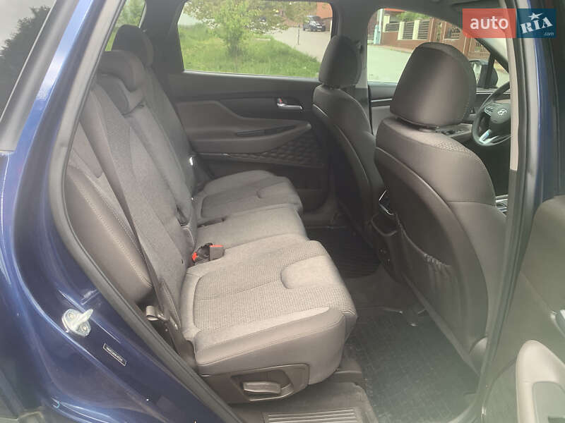 Внедорожник / Кроссовер Hyundai Santa FE 2019 в Тернополе