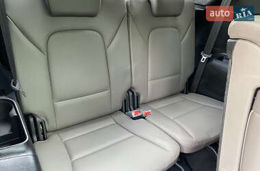 Внедорожник / Кроссовер Hyundai Santa FE 2014 в 