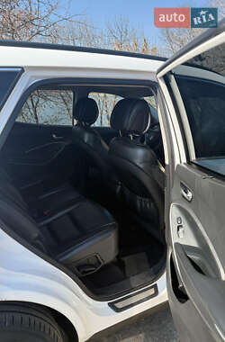 Позашляховик / Кросовер Hyundai Santa FE 2012 в 