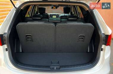 Внедорожник / Кроссовер Hyundai Santa FE 2013 в 