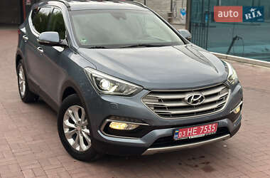 Внедорожник / Кроссовер Hyundai Santa FE 2017 в 