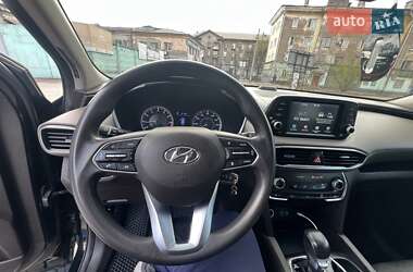 Позашляховик / Кросовер Hyundai Santa FE 2018 в 