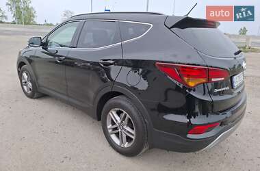 Внедорожник / Кроссовер Hyundai Santa FE 2017 в 