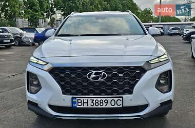 Внедорожник / Кроссовер Hyundai Santa FE 2018 в 