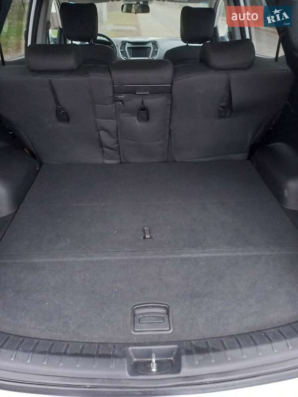 Позашляховик / Кросовер Hyundai Santa FE 2013 в Кам'янці фото 6 Позашляховик / Кросовер Hyundai Santa FE 2013 в Кам'янці