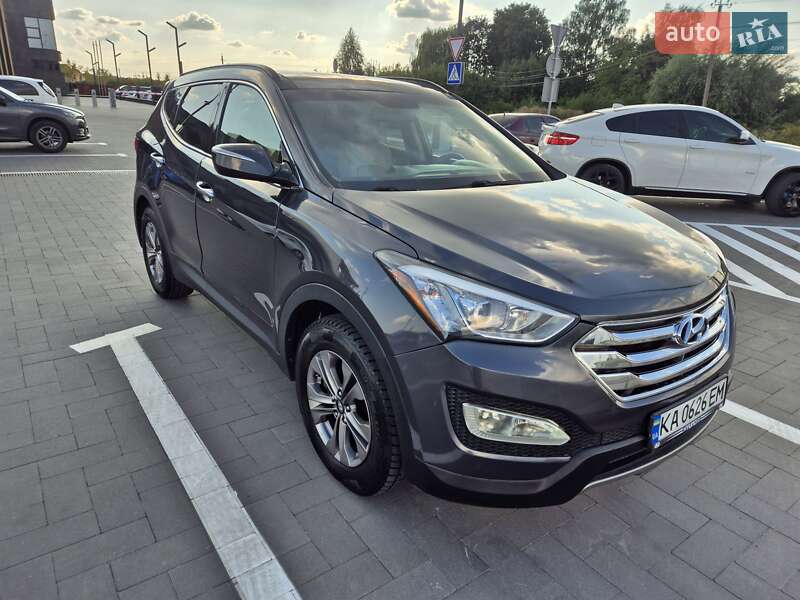 Позашляховик / Кросовер Hyundai Santa FE 2015 в Києві