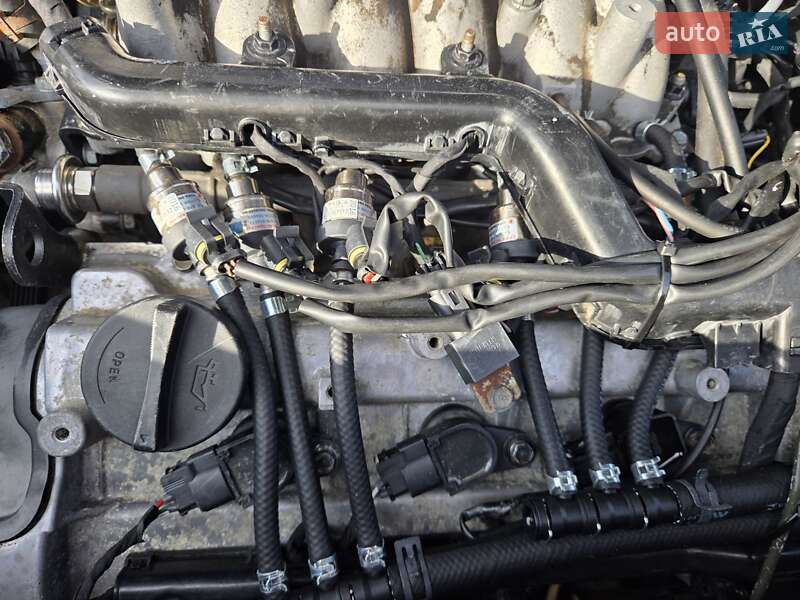 Внедорожник / Кроссовер Hyundai Santa FE 2008 в Киеве