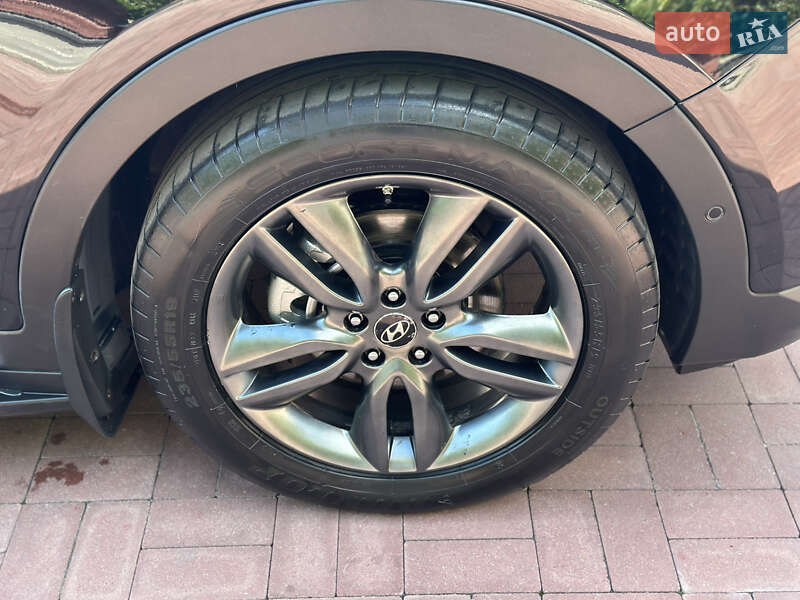 Позашляховик / Кросовер Hyundai Santa FE 2014 в Рівному