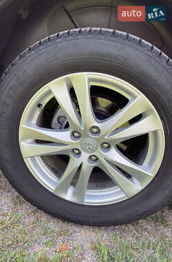 Внедорожник / Кроссовер Hyundai Santa FE 2010 в 