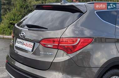 Позашляховик / Кросовер Hyundai Santa FE 2013 в 