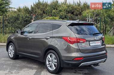 Позашляховик / Кросовер Hyundai Santa FE 2013 в 