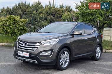 Позашляховик / Кросовер Hyundai Santa FE 2013 в 