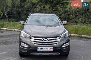 Позашляховик / Кросовер Hyundai Santa FE 2013 в 