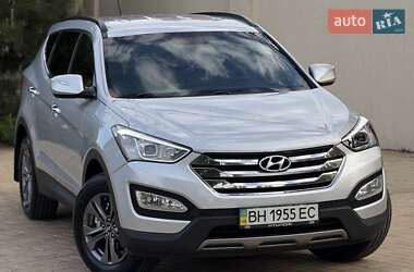 Позашляховик / Кросовер Hyundai Santa FE 2013 в 