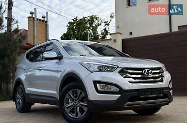 Позашляховик / Кросовер Hyundai Santa FE 2013 в 
