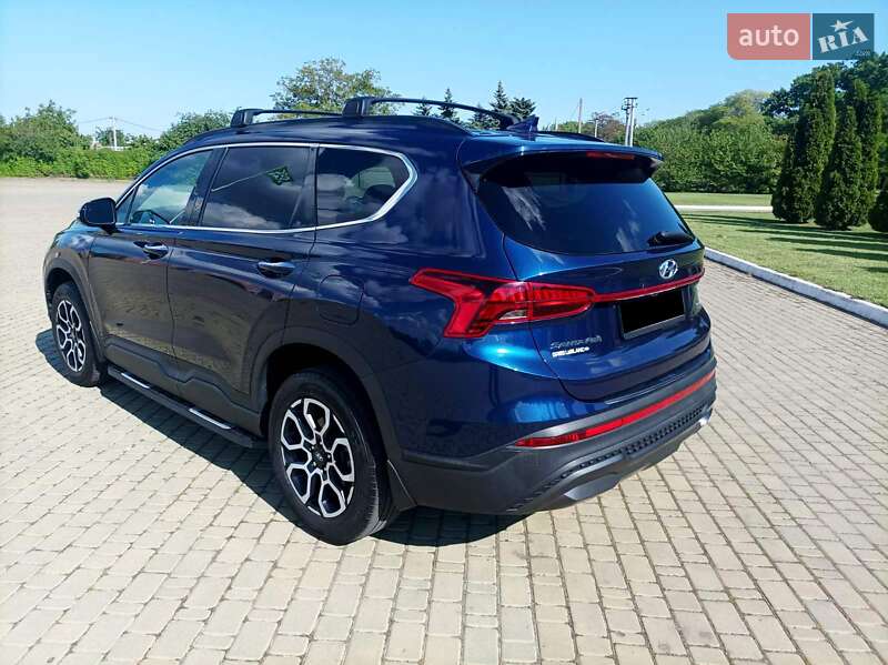 Внедорожник / Кроссовер Hyundai Santa FE 2022 в Одессе