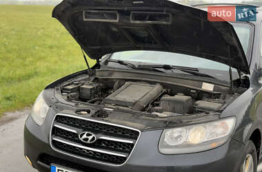 Внедорожник / Кроссовер Hyundai Santa FE 2008 в 