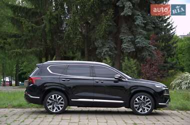 Позашляховик / Кросовер Hyundai Santa FE 2021 в 