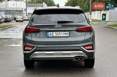 Позашляховик / Кросовер Hyundai Santa FE 2019 в 