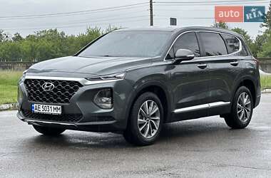 Позашляховик / Кросовер Hyundai Santa FE 2019 в 