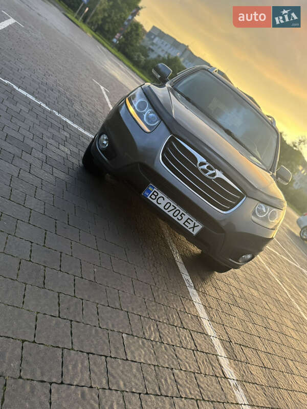 Позашляховик / Кросовер Hyundai Santa FE 2010 в Трускавці