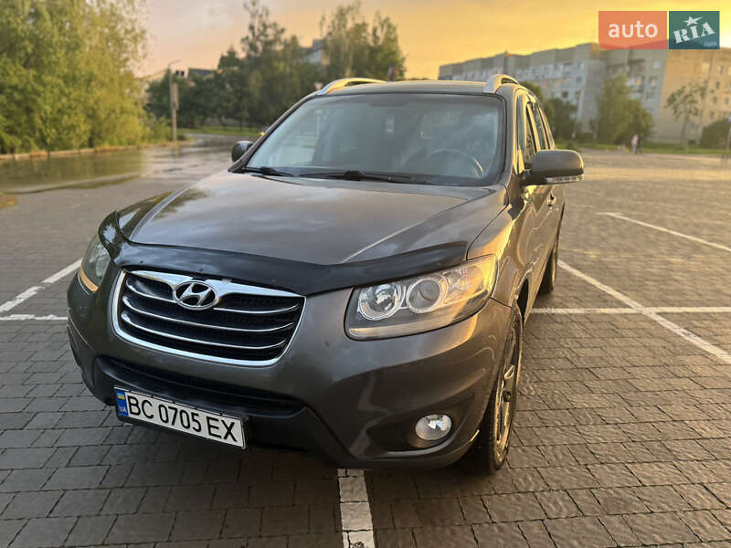 Позашляховик / Кросовер Hyundai Santa FE 2010 в Трускавці