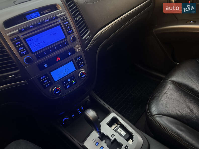 Позашляховик / Кросовер Hyundai Santa FE 2010 в Трускавці