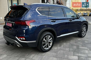 Внедорожник / Кроссовер Hyundai Santa FE 2020 в 
