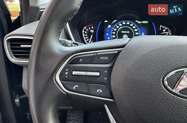 Внедорожник / Кроссовер Hyundai Santa FE 2020 в 