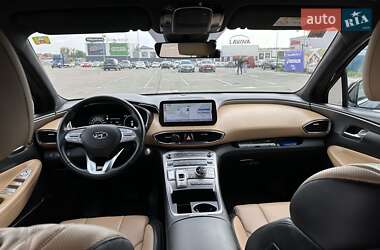 Позашляховик / Кросовер Hyundai Santa FE 2021 в 