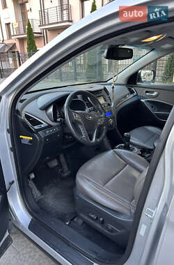 Внедорожник / Кроссовер Hyundai Santa FE 2013 в 