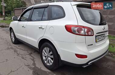 Внедорожник / Кроссовер Hyundai Santa FE 2012 в 
