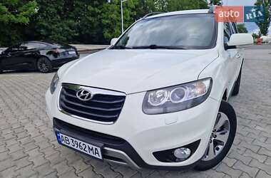 Позашляховик / Кросовер Hyundai Santa FE 2011 в 