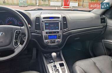 Позашляховик / Кросовер Hyundai Santa FE 2011 в 