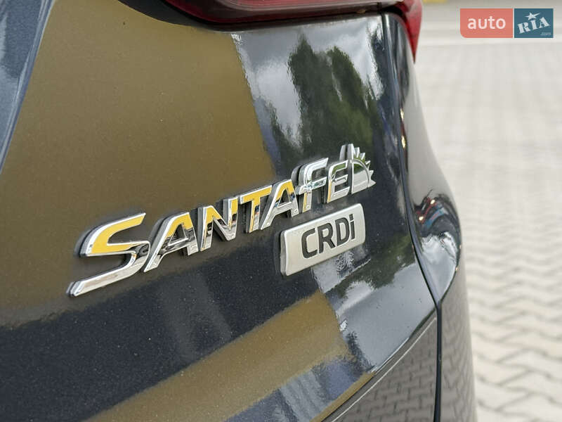 Позашляховик / Кросовер Hyundai Santa FE 2014 в Рівному