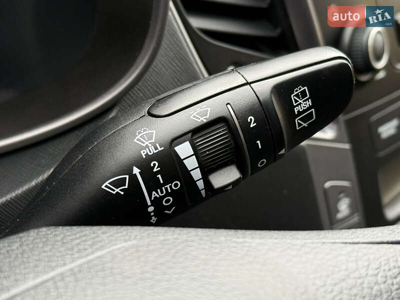 Позашляховик / Кросовер Hyundai Santa FE 2014 в Рівному