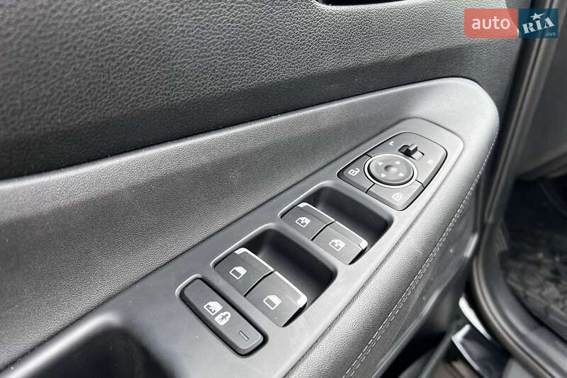 Позашляховик / Кросовер Hyundai Santa FE 2023 в Львові