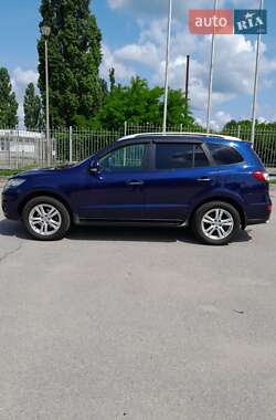 Позашляховик / Кросовер Hyundai Santa FE 2011 в 