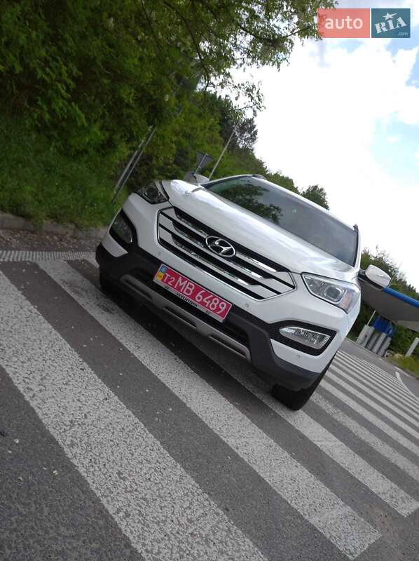 Позашляховик / Кросовер Hyundai Santa FE 2014 в Могилів-Подільському