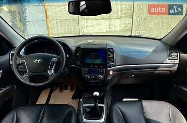 Внедорожник / Кроссовер Hyundai Santa FE 2011 в 