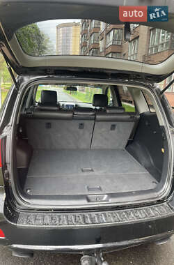 Позашляховик / Кросовер Hyundai Santa FE 2006 в 